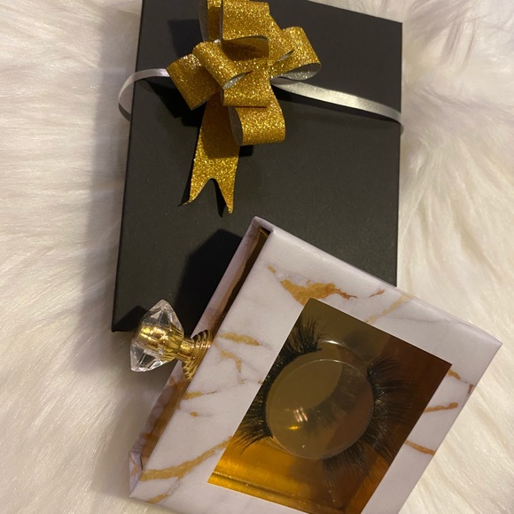 Lashes for Sale❌❌❌ - Picture 2 of 12